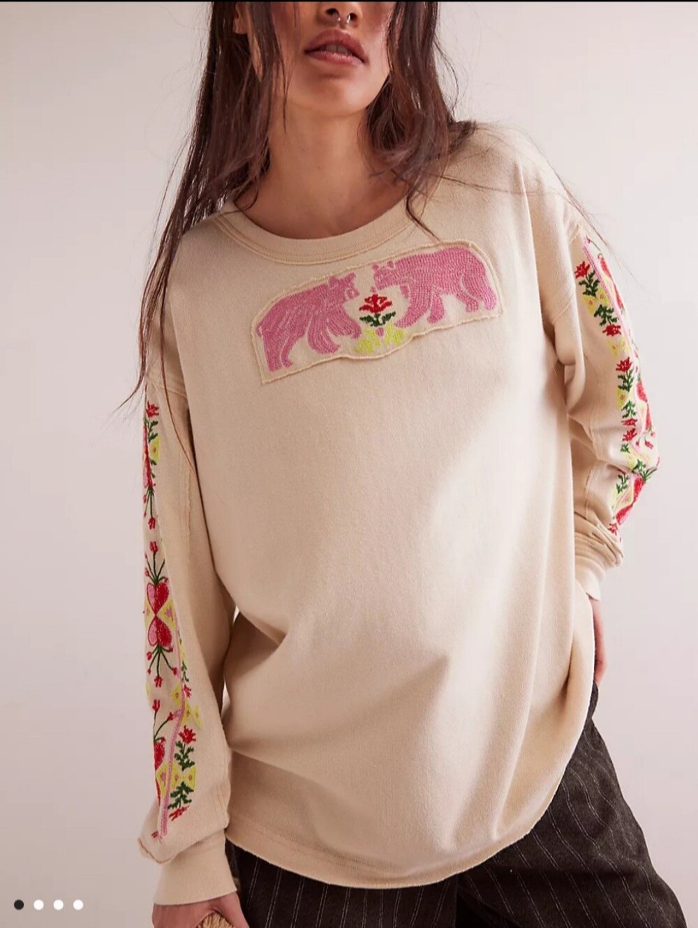 We The Free All My Heart Cream Sweatshirt Pink Bear&Floral Sleeve Embroidery XL